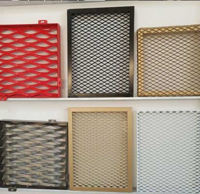 Lớp phủ tường bên ngoài có thể tùy chỉnh với thiết kế hiện đại Stretch Mesh Aluminium Veneer